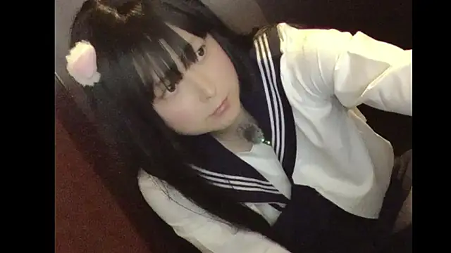 [29 Dec 15:22] Public Show - відео від вебкаммоделі Mia032