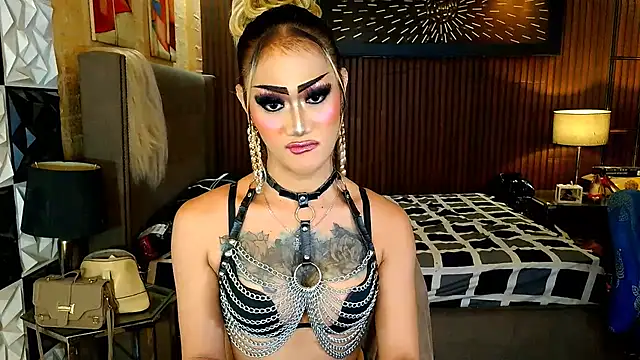 [1 Aug 19:10] Private Show