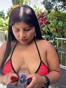 CANELA GETTING FUCKED BY THE POOL , A LITTLE DP FUN - video by canelacrush cam model