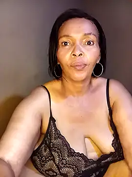 [5 Apr 03:58] Private Show - vídeo de la modelo de cam Chantel444