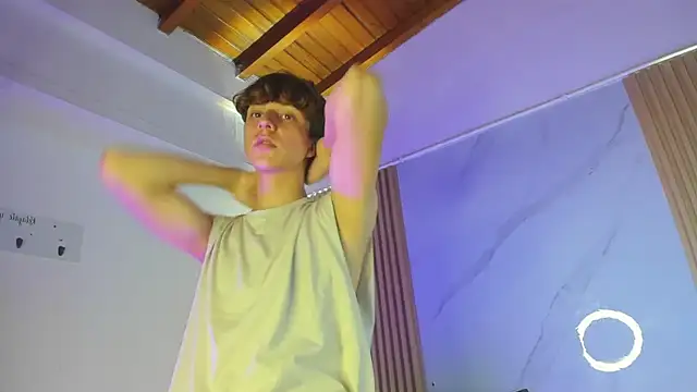 finger play and fuck dildo – видео вебкам-модели IM_DAREN