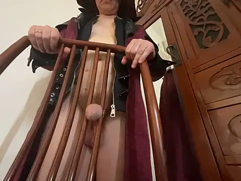 [17 Mar 11:18] Public Show - Vídeo de TKSnoopy7, modelo de vídeos