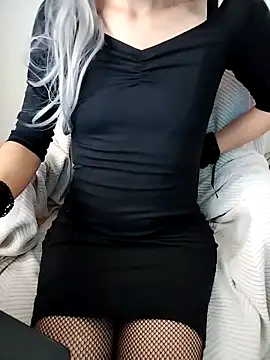 Public Show - video by ValeriaFox769 cam model