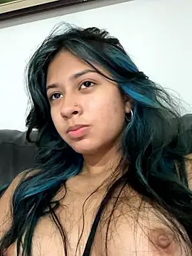 [15 Jan 19:15] Group Show - clip cu lynn9000 model videochat