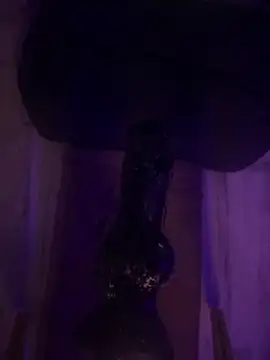 [13 Feb 15:57] Public Show - video av BottomCamp cam model