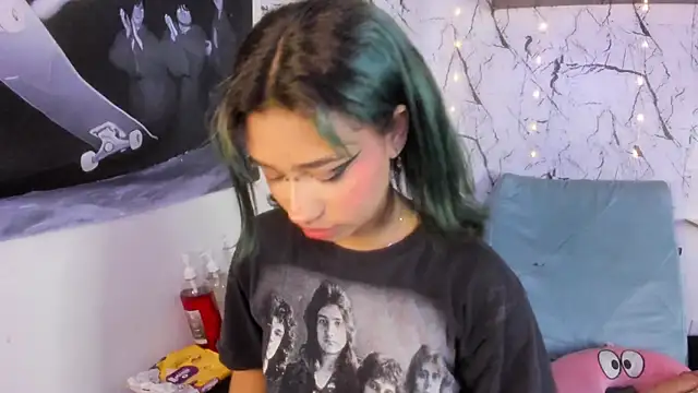 sexy deep throat – видео вебкам-модели zoelight18