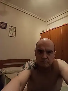 [11 Apr 23:50] Public Show - geli45 adlı kamera modelinin videosu