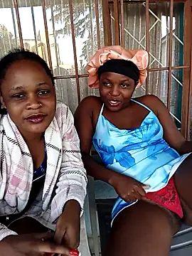 [8 Feb 18:29] Private Show - video di SweetHoney21_ modella di cam