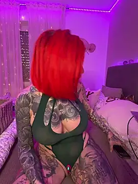 Erniedrigung mit dildoshow - video av CatCoxx cam model