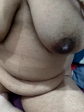 Public Show self destruction - video by asucker cam model