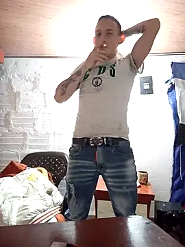 [13 Jul 19:41] Private Show - video by Masterblue_hot cam model