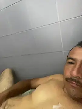 La niña quiere su leche