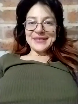 MASTURBADA EN MI CAMA - video _Alaskamisa kameramallilta