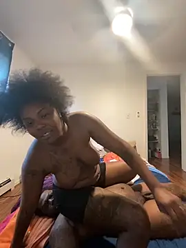Sit on my face - vídeo de la modelo de cam Tattedupdek