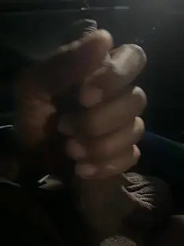 [22 Dec 01:39] Public Show - video by BigMfLuther cam model