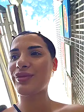 [30 Jun 18:54] Spy Show - NaughtyChloe 캠 모델의 동영상