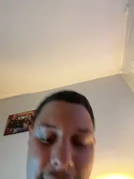 Cumming on her cute feet💦🦶 - video by Niico_Robiin_ cam model