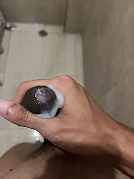 28 Feb Ticket Show cum - video của người mẫu cam alex_fer21