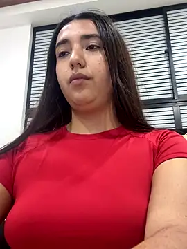 ALIX PLAY SEXY BODY ??