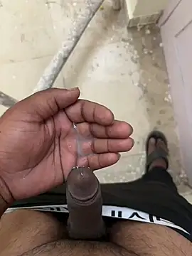 Ticket show cummm - video by tonedcut_6 cam model