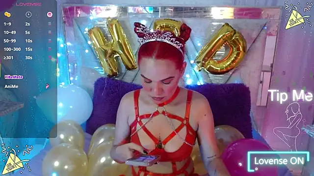 Public Show  BIRTHDAY 🎂🎈 - vidéo du modèle de showcams Carolinagarcia12345