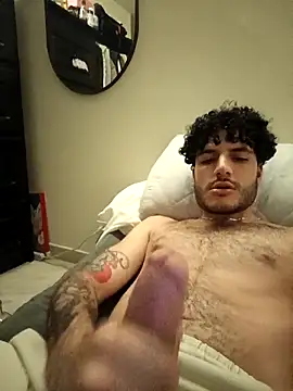 I get home dr*nk and horny and I video call you to masturbate. - Rafael_Mendezz 캠 모델의 동영상