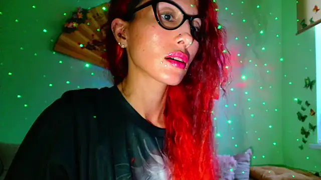 Who is hiding behind the microphone? - video by KiotoShine cam model