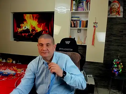 [7 Jan 06:00] Private Show - SpartacusDaddy48主播的视频