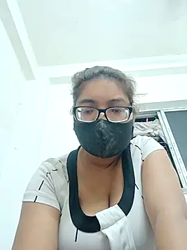 [6 Sep 02:12] with face nude pussy fingering Private Show — filmik Elie_Sexy143, modela(-lki) na kamerkach