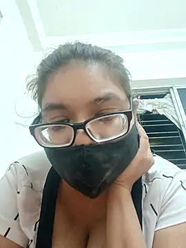 [13 Sep 00:21] full nude mast ass show dogy style Private Show — filmik Elie_Sexy143, modela(-lki) na kamerkach