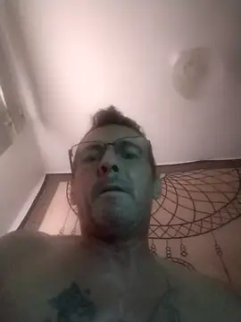 [18 Aug 15:31] Public Show - video by pakillobcn cam model