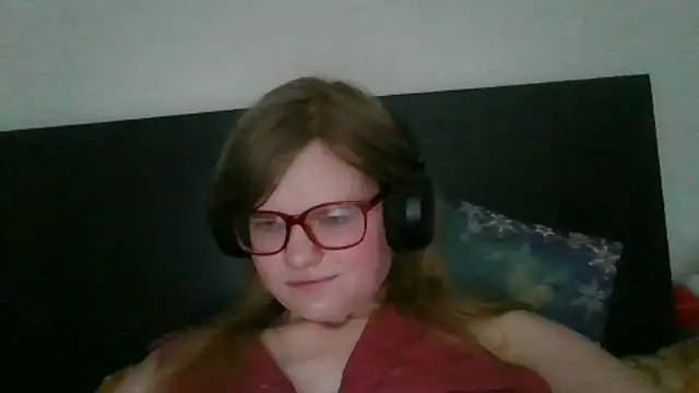 [16 Jul 16:35] Private Show - video by Moonolighta cam model