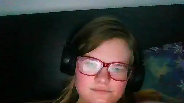 [22 Sep 15:17] Private Show - video by Moonolighta cam model