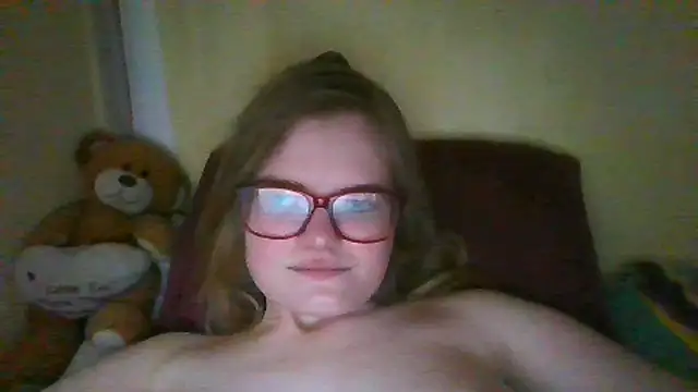 [23 Oct 14:33] Private Show - video by Moonolighta cam model