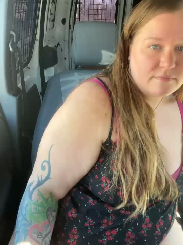 Van show ass to mouth