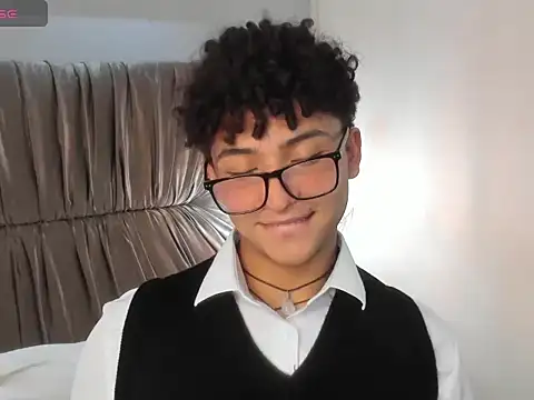 masturbation for you - video av Valentin0_3 cam-modell