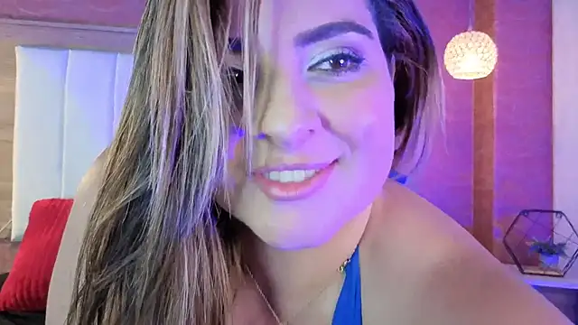 Ride U and Blowjob - video by AgnesIvanova cam model