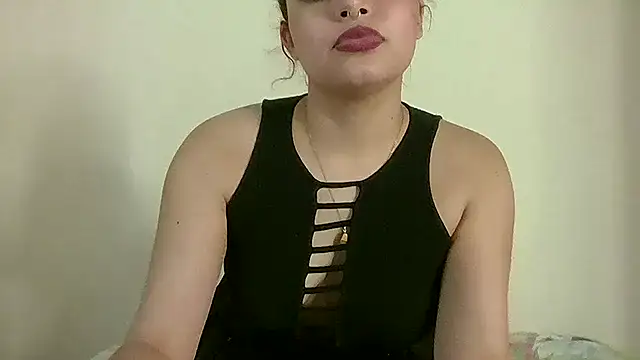 [19 Nov 16:39] Private Show - video by SweetSolei20 cam model