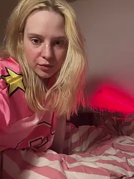 Piekne - video av Crazycrazycrazy6 cam-modell