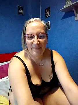 [31 Aug 18:35] Private Show - video by Feelineducentre cam model