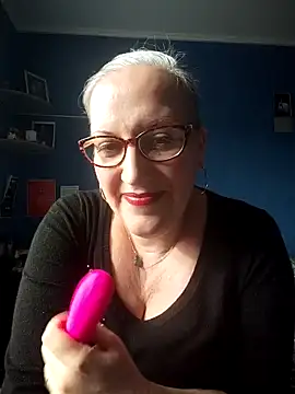 [25 Oct 15:40] Private Show - video by Feelineducentre cam model