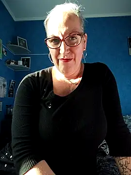 [25 Oct 16:43] Private Show - video by Feelineducentre cam model