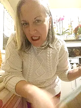 [6 Dec 18:56] Private Show - video by Feelineducentre cam model