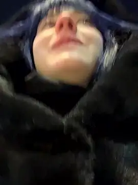 The Guy Came Over To Meet Me - video van Only_April cam-model