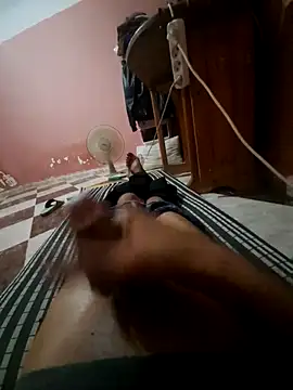 تجليخ (عمل العادة السرية ( - video by ramdhanov cam model