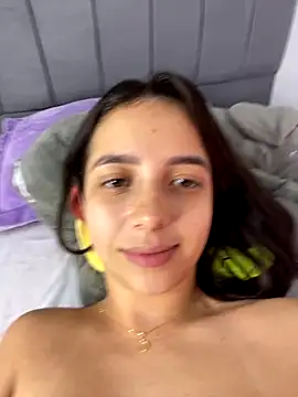 I fuck my ass - video by dalianataba cam model