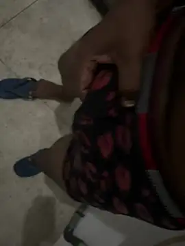 [30 Jan 23:25] Public Show - video od modelky/modela Jeewapatel