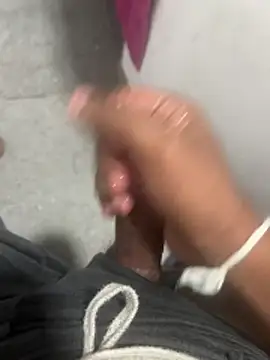 [4 Feb 23:51] Public Show – video modela na kameri Jeewapatel