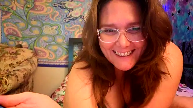 You catch your crush being naughty in her room... 🤭✨🥵 - vidéo du modèle de showcams Princess__Kitty__