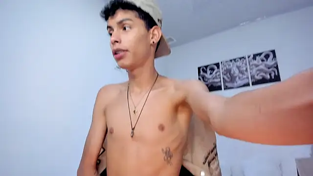 [6 Dec 23:11] Private Show - sky_jules adlı kamera modelinin videosu